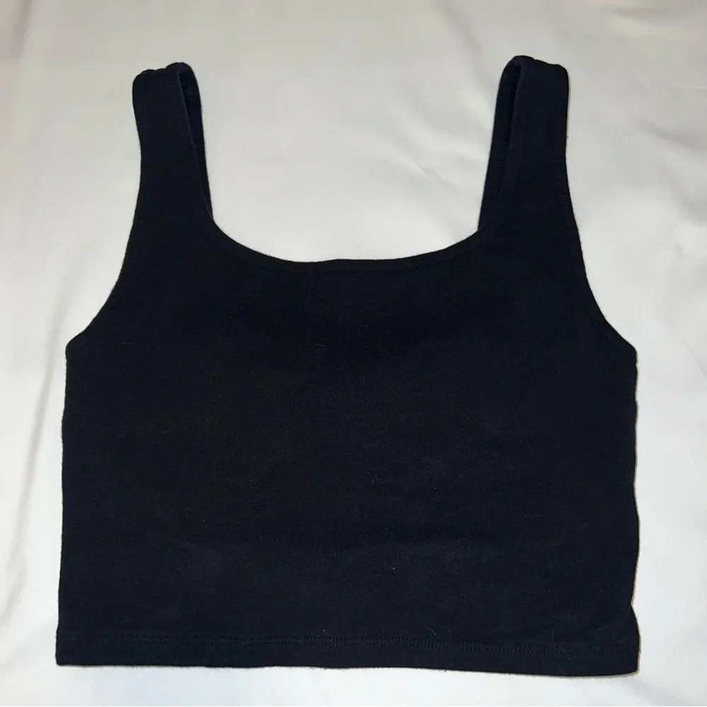American Eagle Black Tank Top - Picture 1 of 3